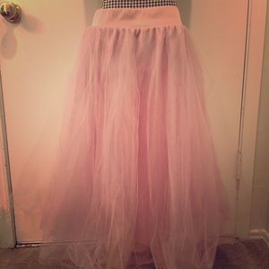 Floofy blush layered tulle maxi skirt